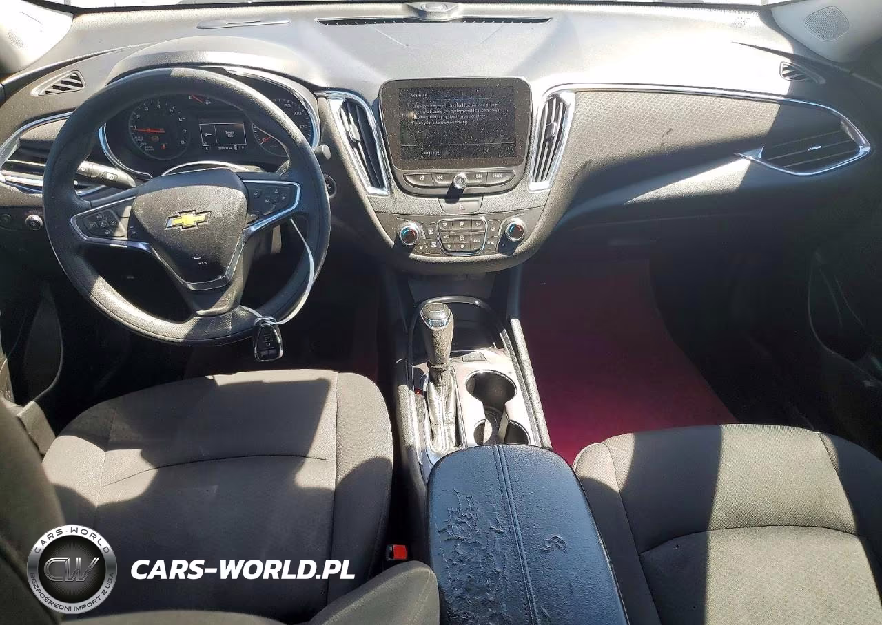 2019 Chevrolet Malibu Lt VIN:1G1ZD5ST6KF117560 - 8