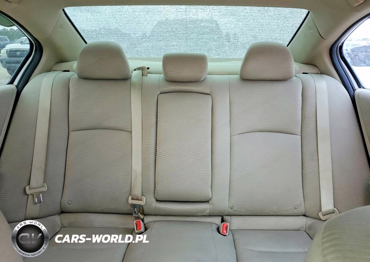 2017 Honda Accord VIN:1HGCR2F39HA140748 - 10