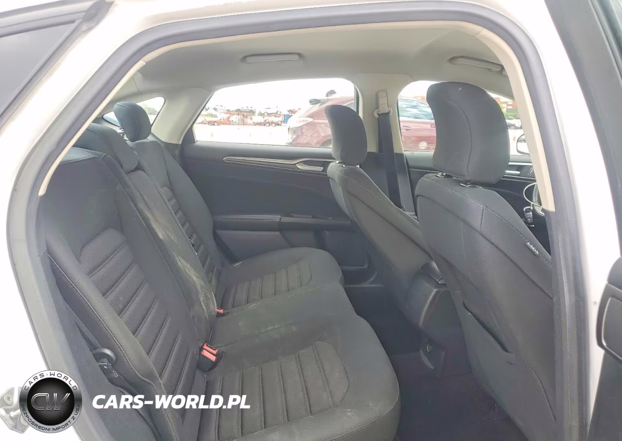 2017 Ford Fusion S VIN:3FA6P0G73HR169486 - 10