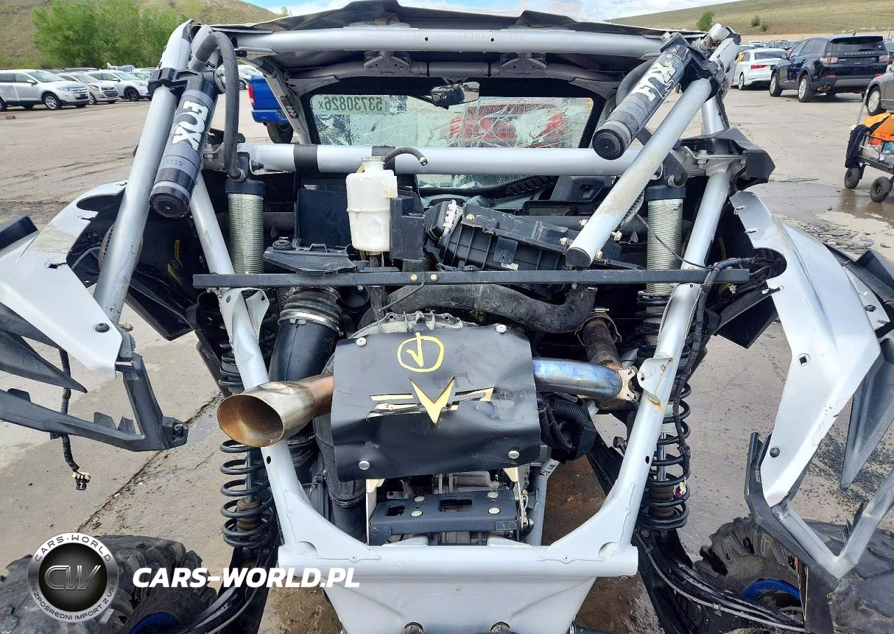 2020 Can-Am Maverick X3 Utility Vehicle VIN:3JBVXAV43LK000688 - 6