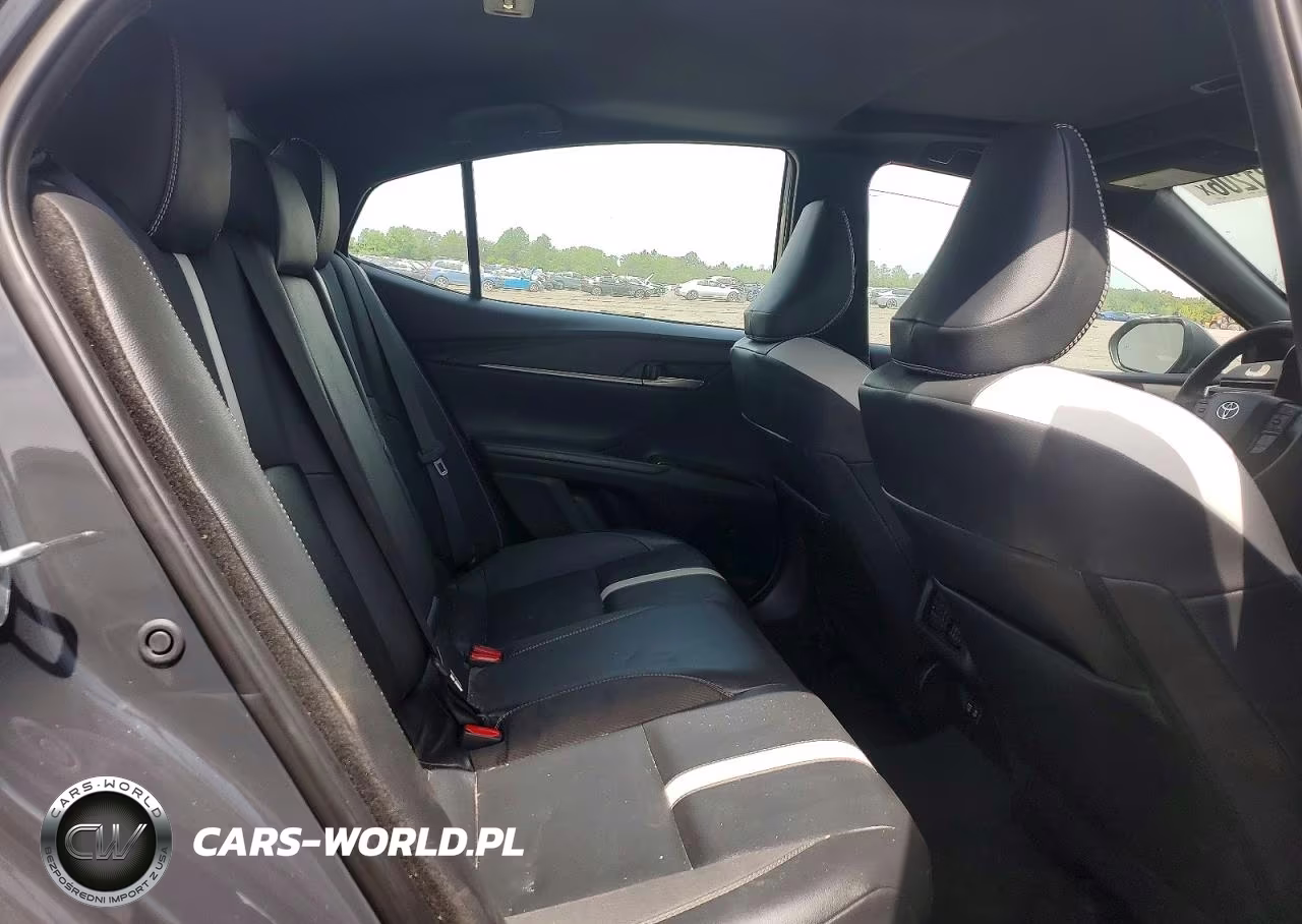 2025 Toyota Camry Se VIN:4T1DAACK2SU536859 - 10