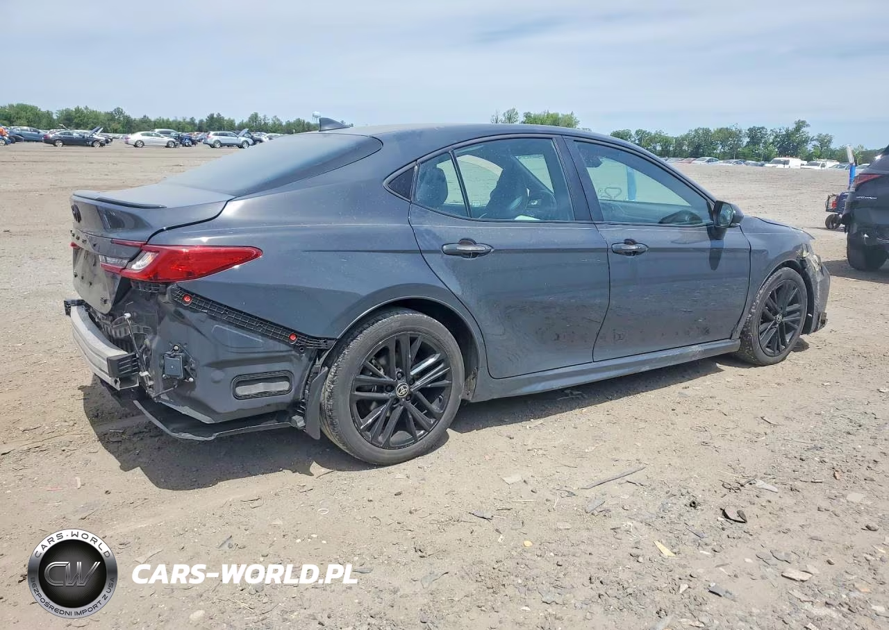 2025 Toyota Camry Se VIN:4T1DAACK2SU536859 - 3