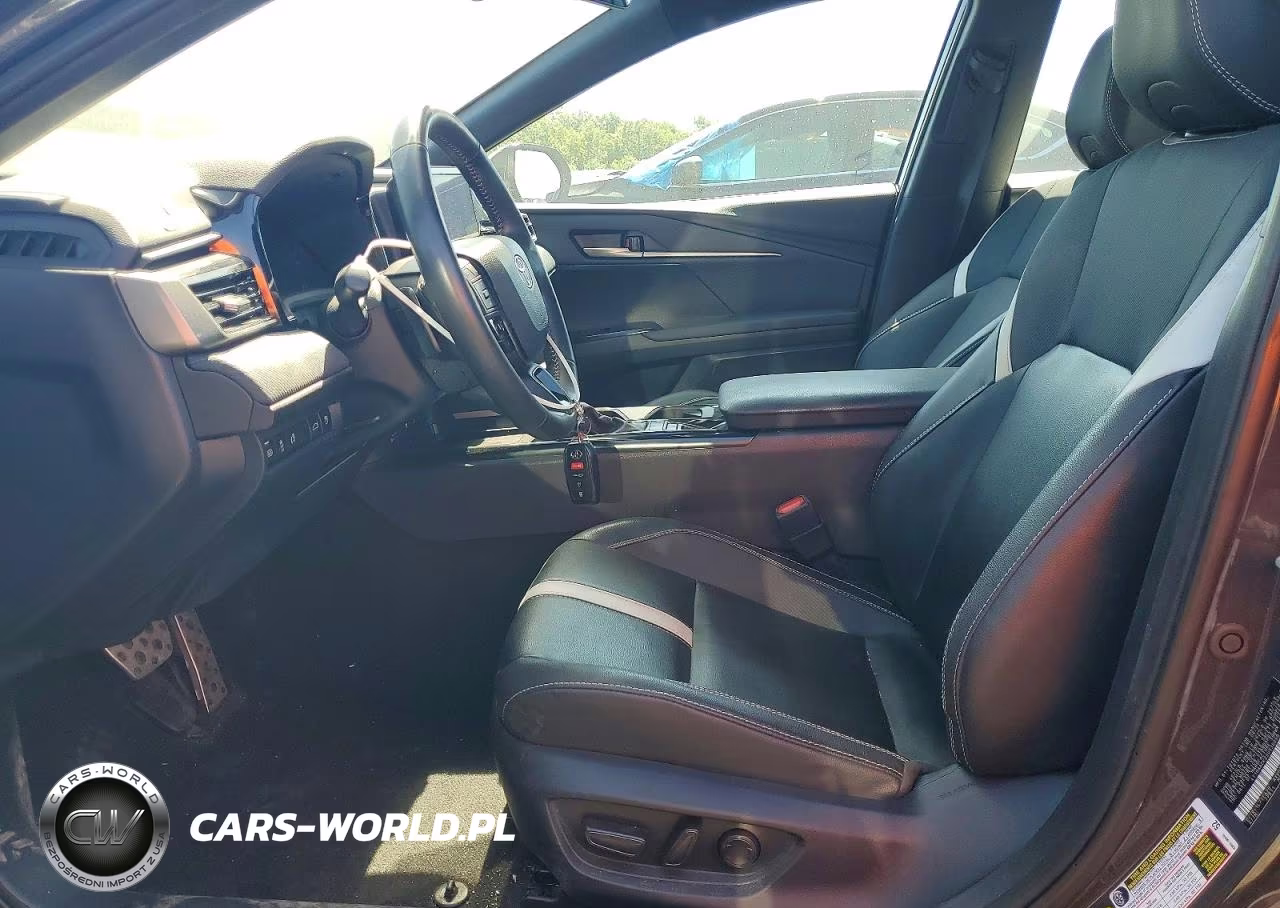 2025 Toyota Camry Se VIN:4T1DAACK2SU536859 - 7