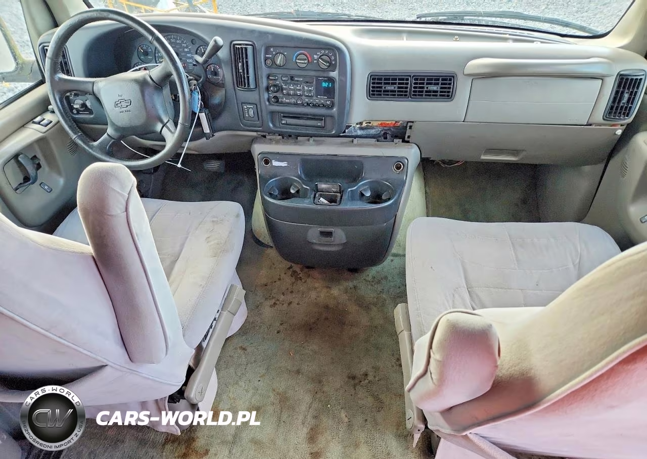 1999 Chevrolet Express G1500 VIN:1GBFG15R4X1036737 - 8