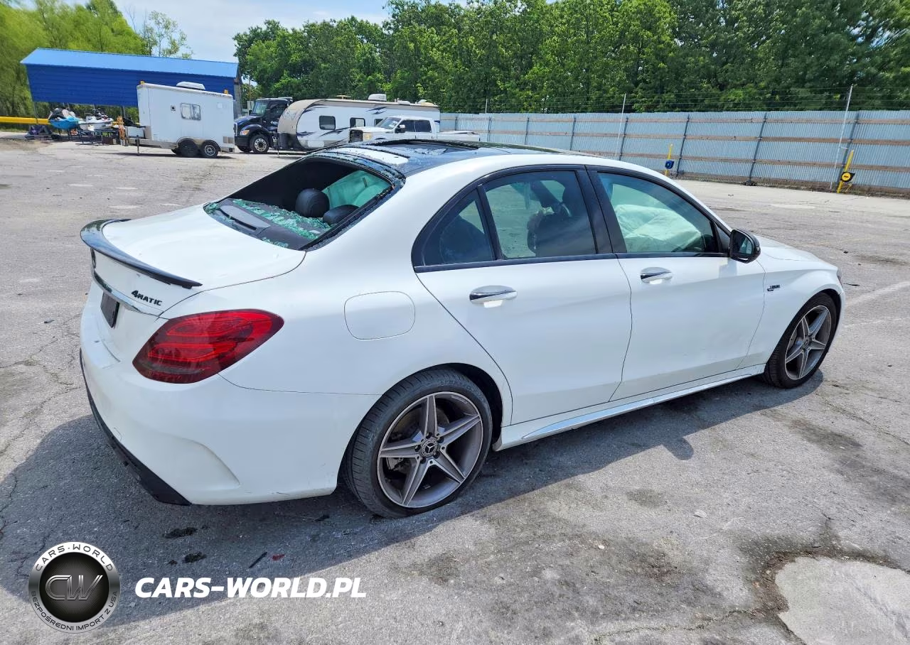 2016 Mercedes-Benz C 300 4Matic VIN:55SWF4KB7GU161552 - 3