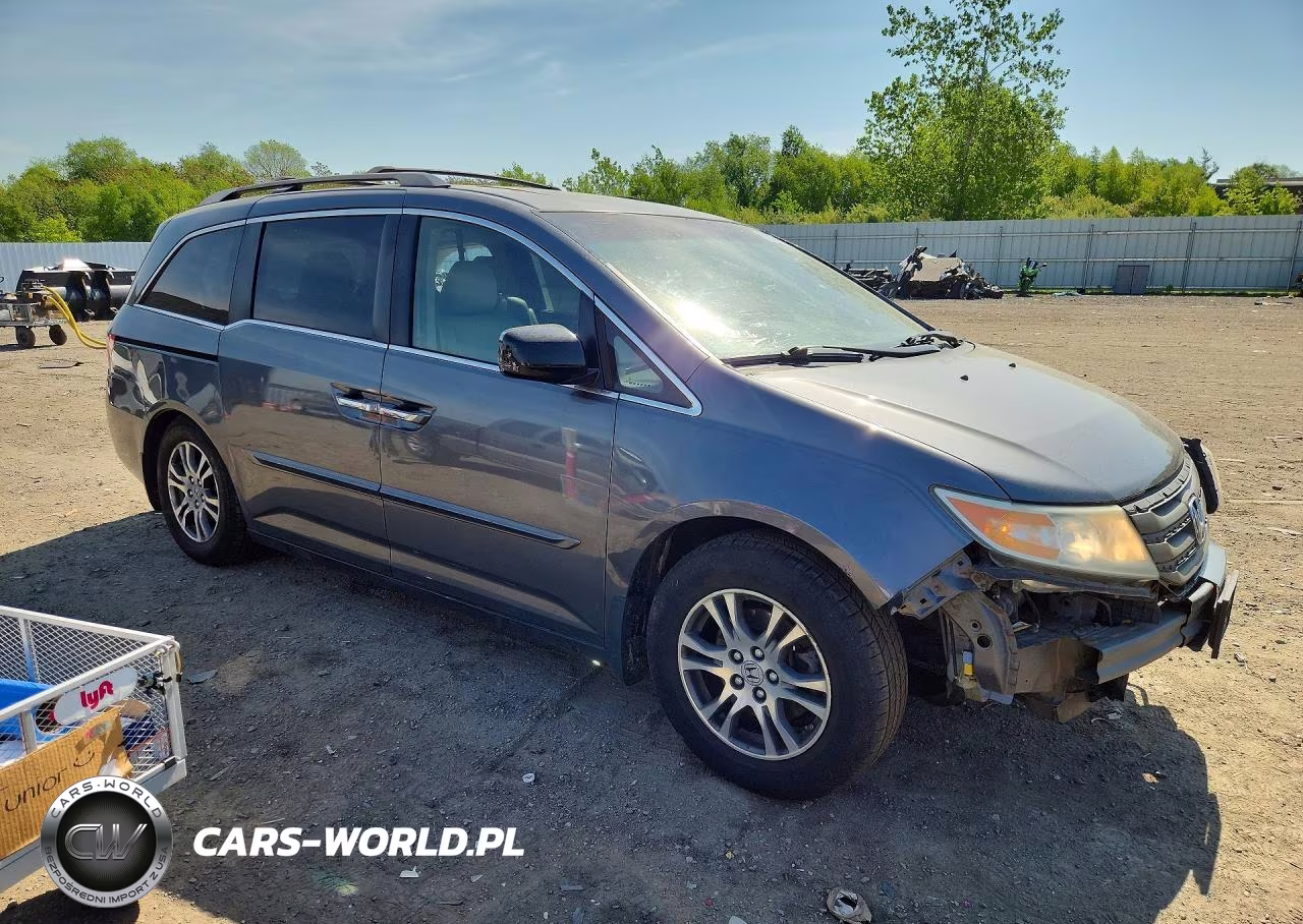 2013 Honda Odyssey Exl VIN:5FNRL5H67DB041401 - 4