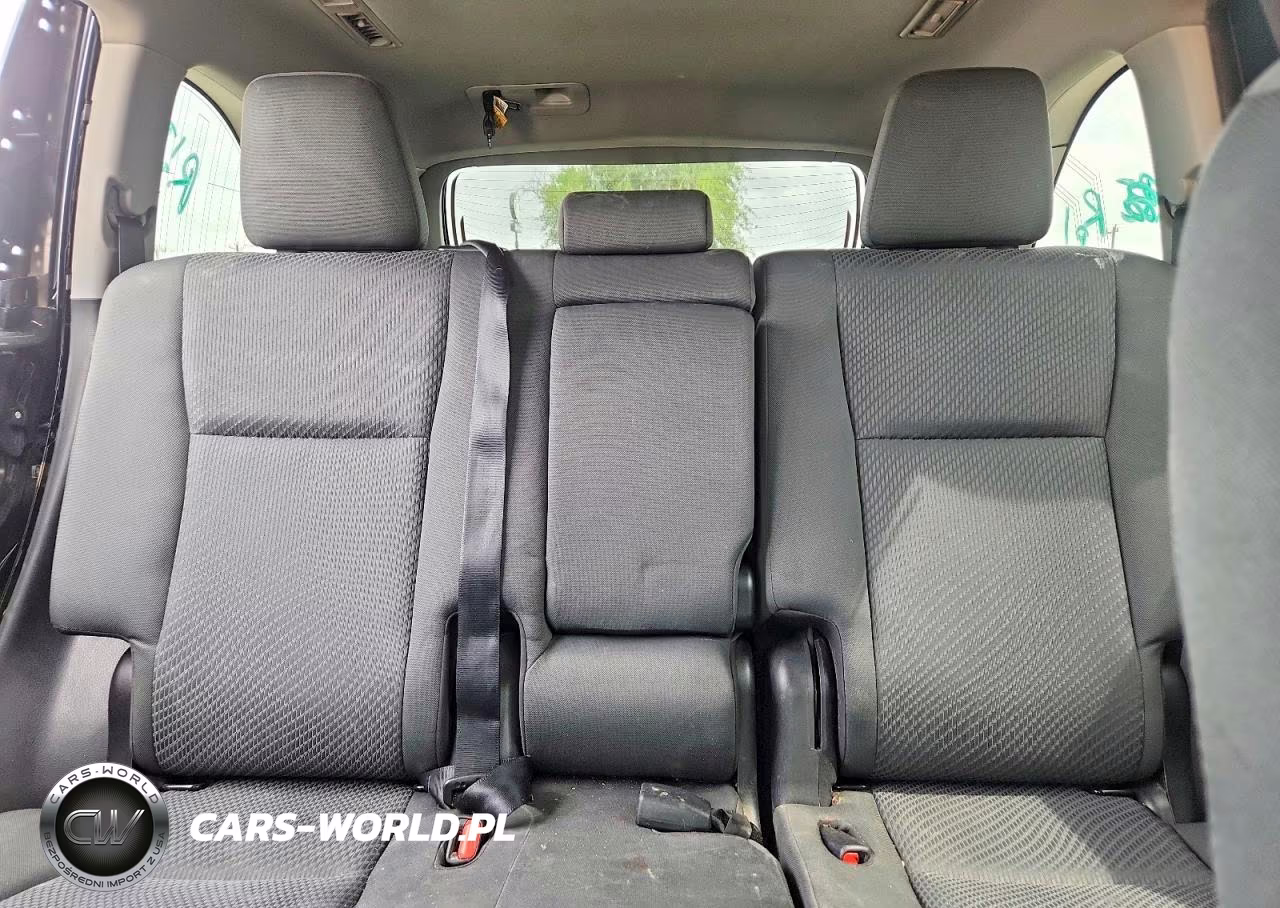 2019 Toyota Highlander Le VIN:5TDZARFH2KS052008 - 10