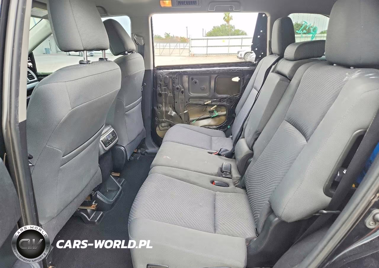 2019 Toyota Highlander Le VIN:5TDZARFH2KS052008 - 11