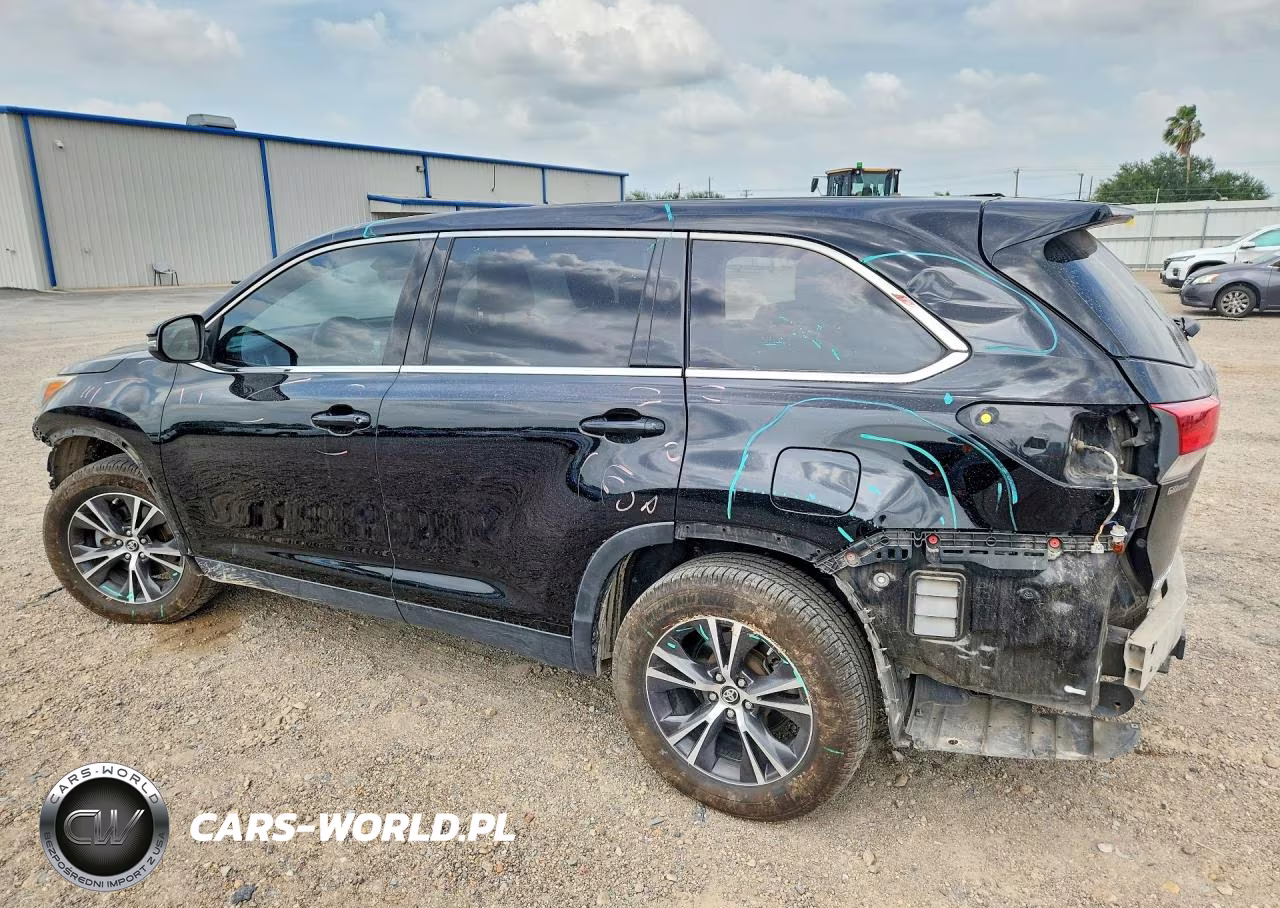 2019 Toyota Highlander Le VIN:5TDZARFH2KS052008 - 2