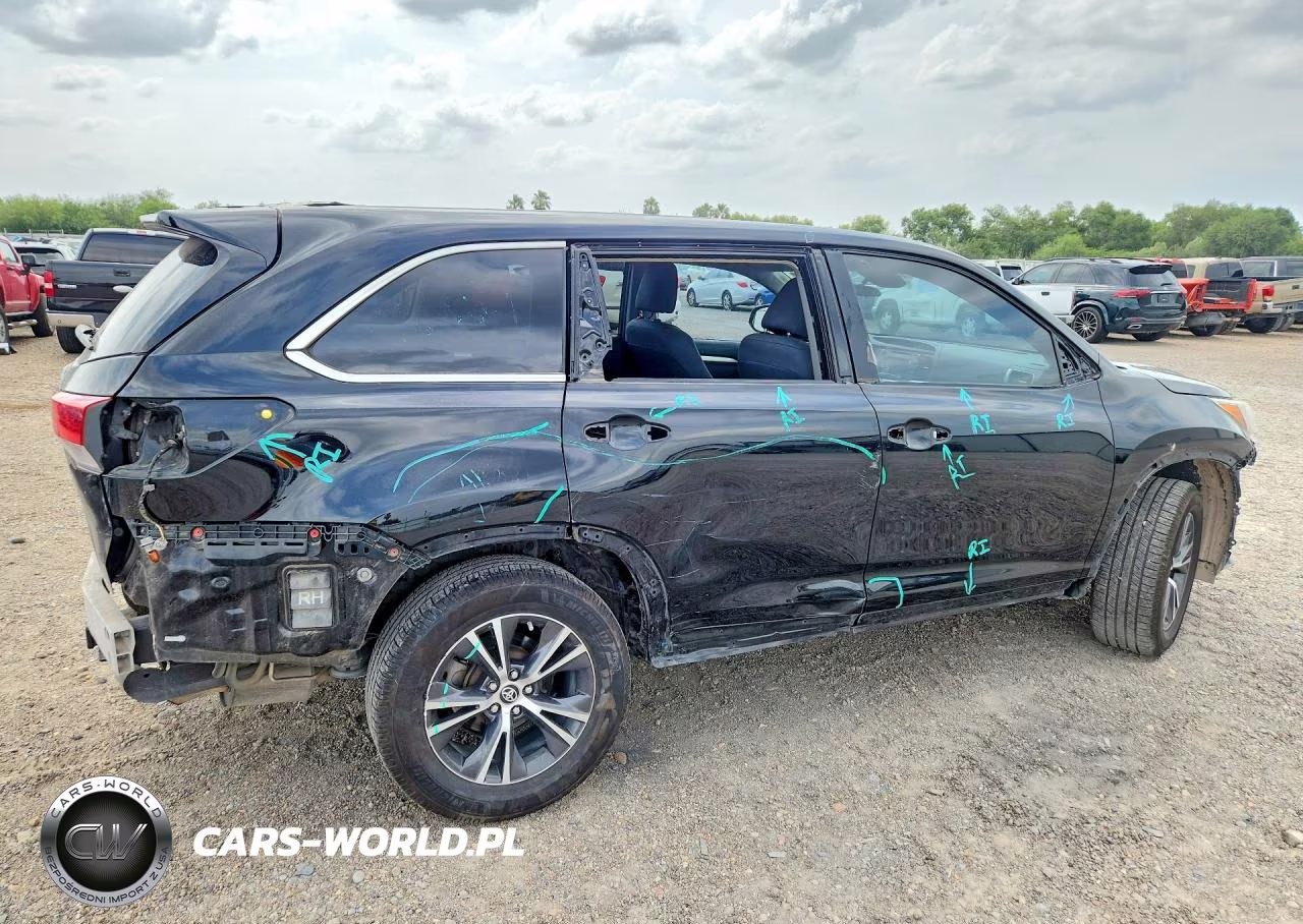 2019 Toyota Highlander Le VIN:5TDZARFH2KS052008 - 3