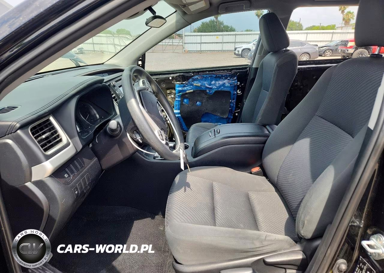 2019 Toyota Highlander Le VIN:5TDZARFH2KS052008 - 7
