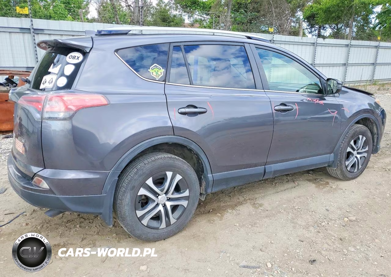 2017 Toyota Rav4 Le VIN:JTMZFREV1HJ714983 - 3