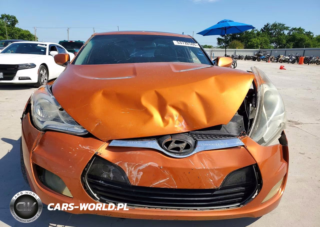 2013 Hyundai Veloster Base VIN:KMHTC6AD7DU086958 - 5