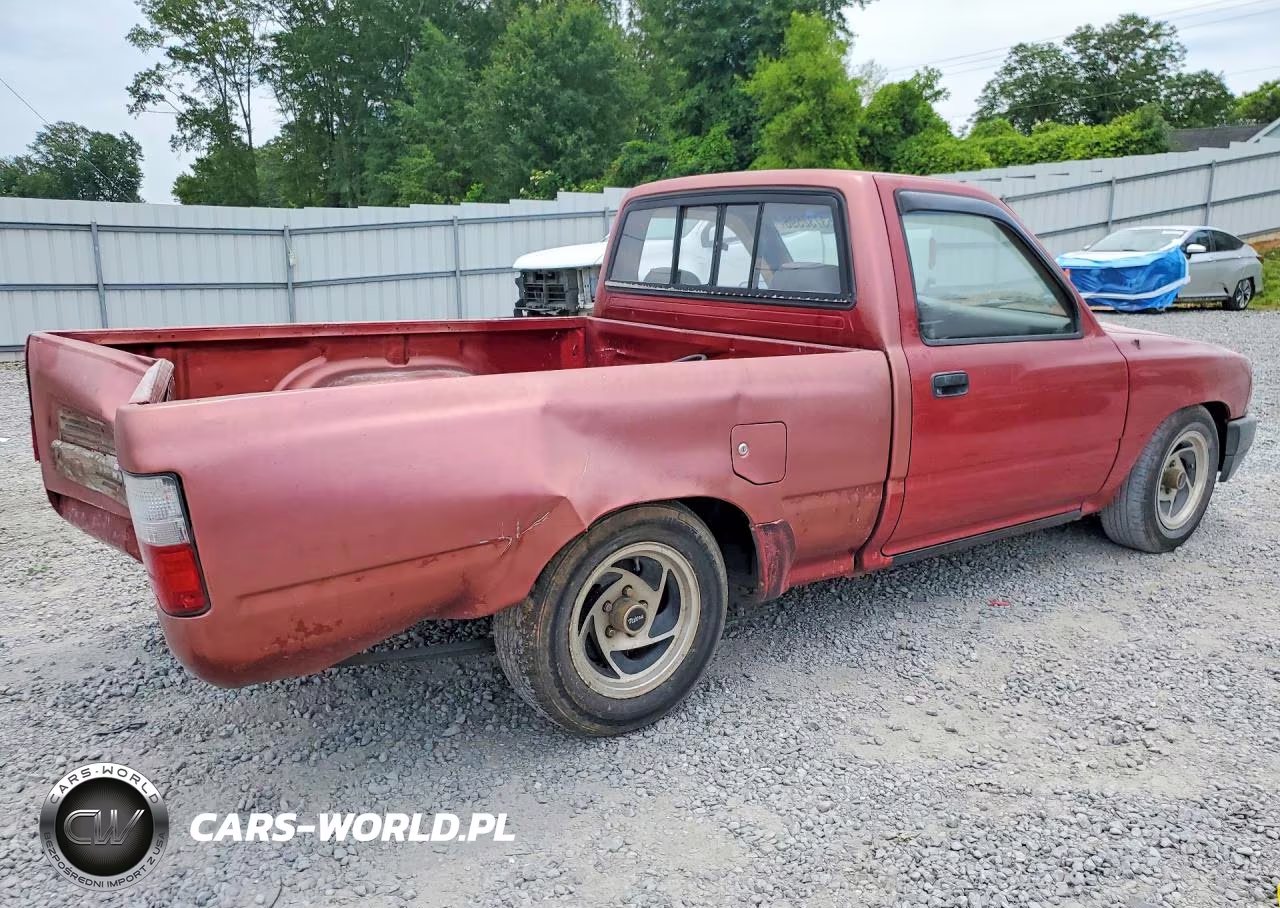 1992 Toyota Pickup Base VIN:4TARN81AXNZ033763 - 3
