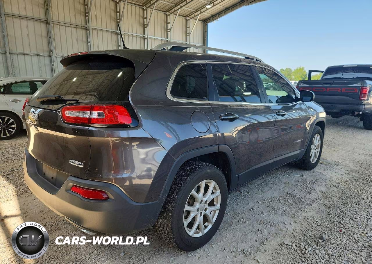 2018 Jeep Cherokee Latitude Plus VIN:1C4PJMLX4JD507621 - 3