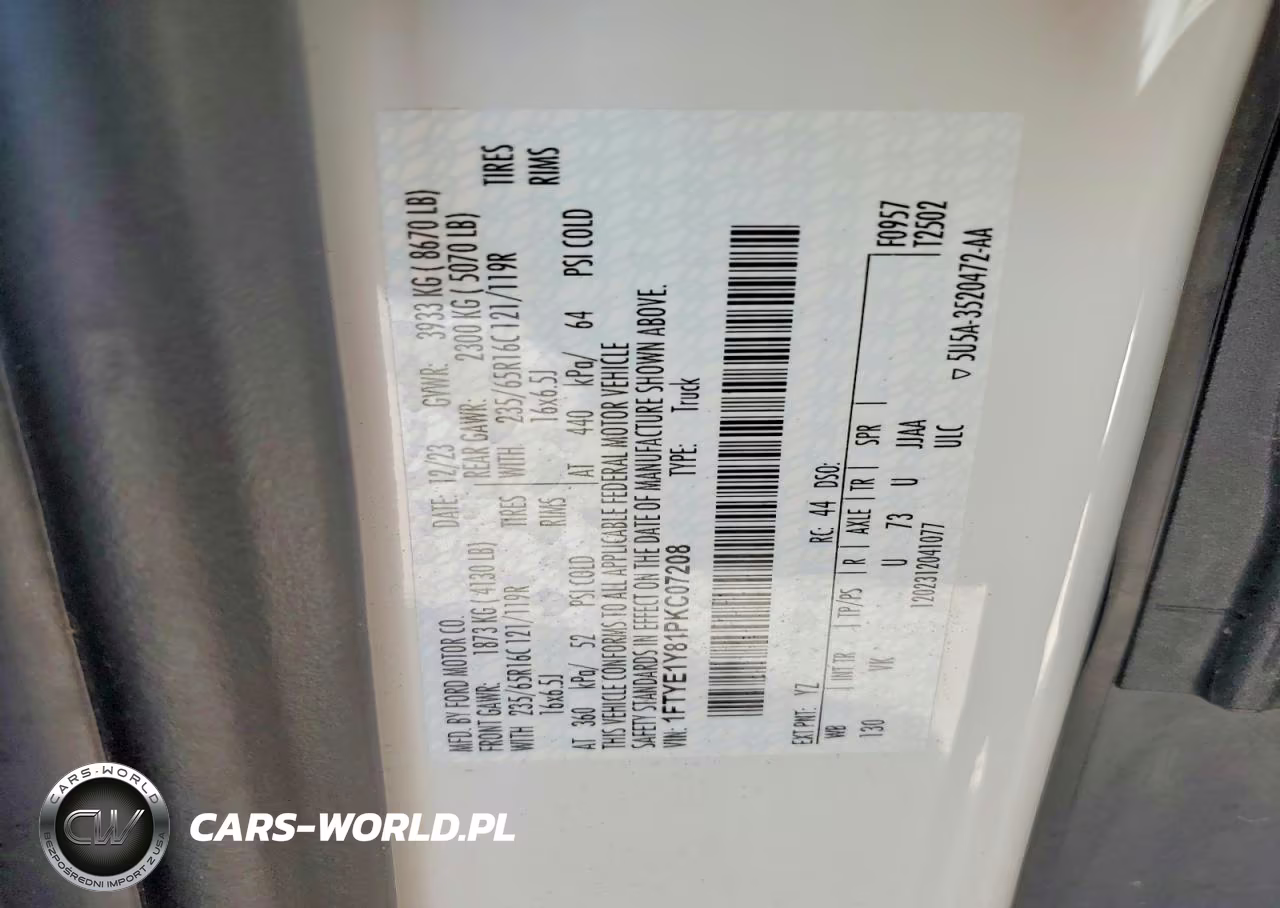 2023 Ford Transit 150 Delivery Van VIN:1FTYE1Y81PKC07208 - 13