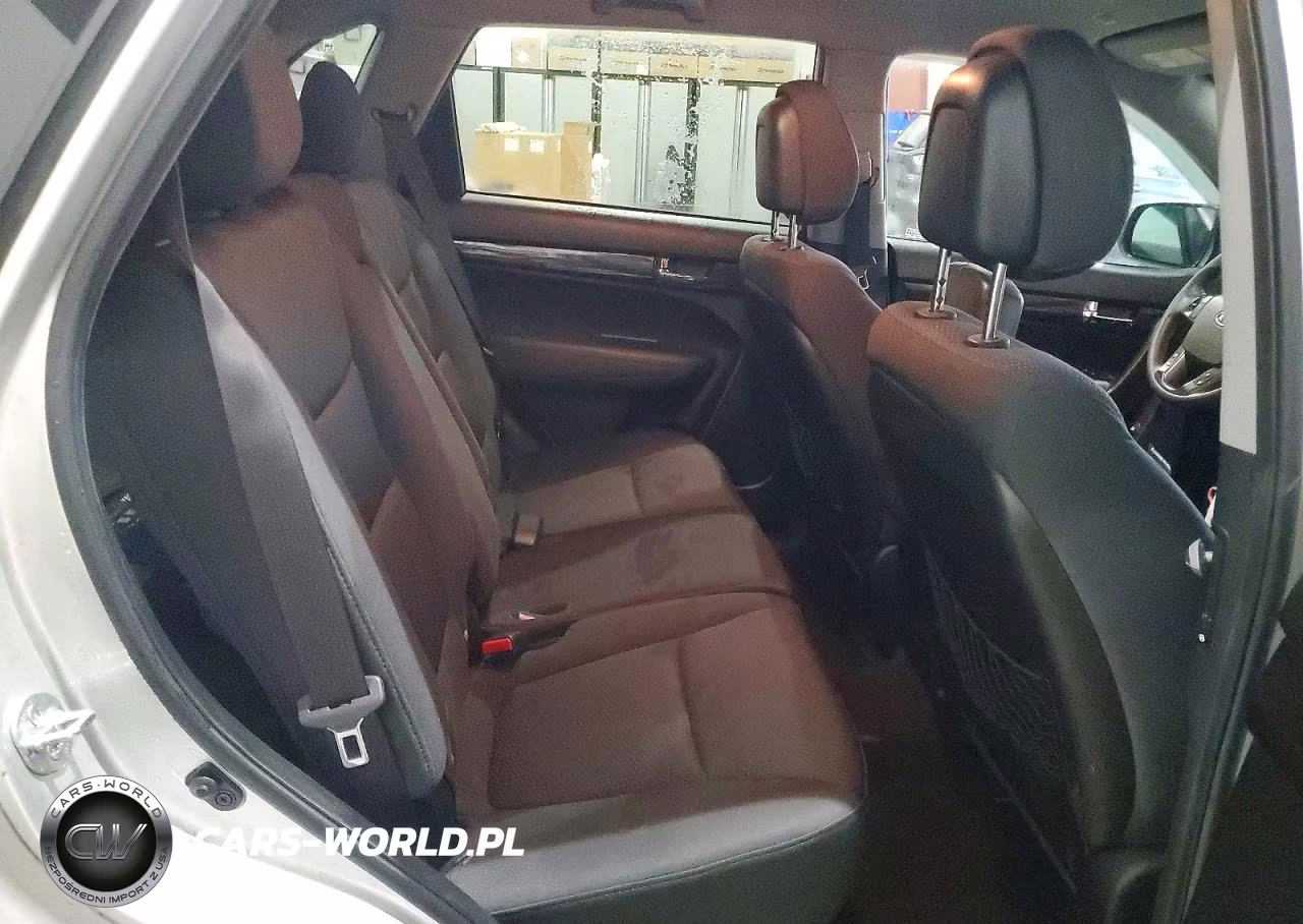 2011 Kia Sorento Lx VIN:5XYKT3A15BG155004 - 11
