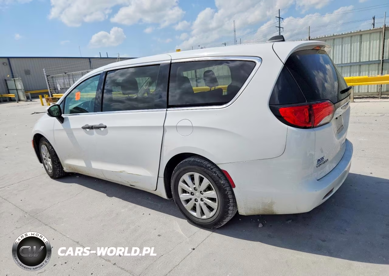 2020 Chrysler Voyager L VIN:2C4RC1AG1LR126085 - 2