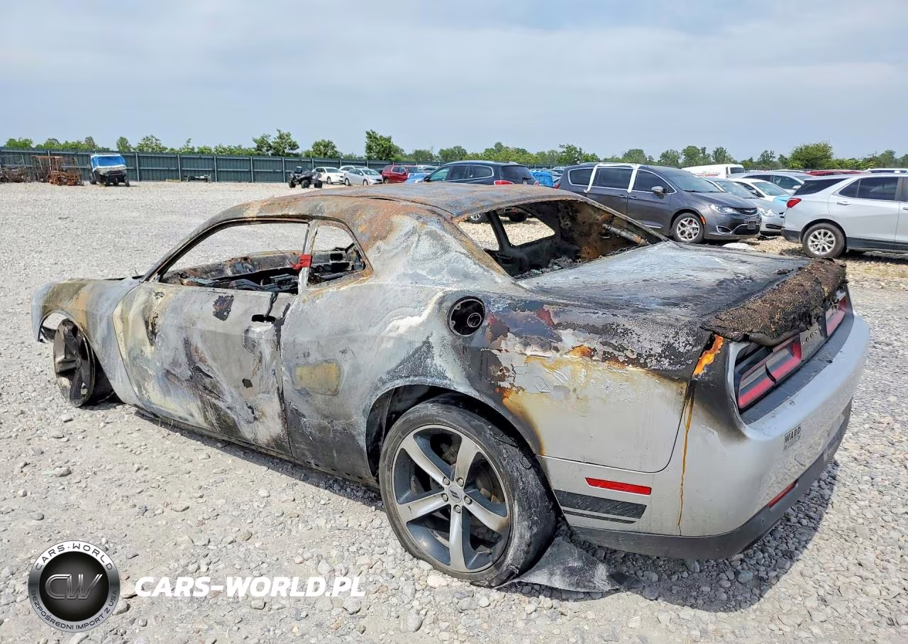 2019 Dodge Challenger Sxt VIN:2C3CDZAG6KH677459 - 2