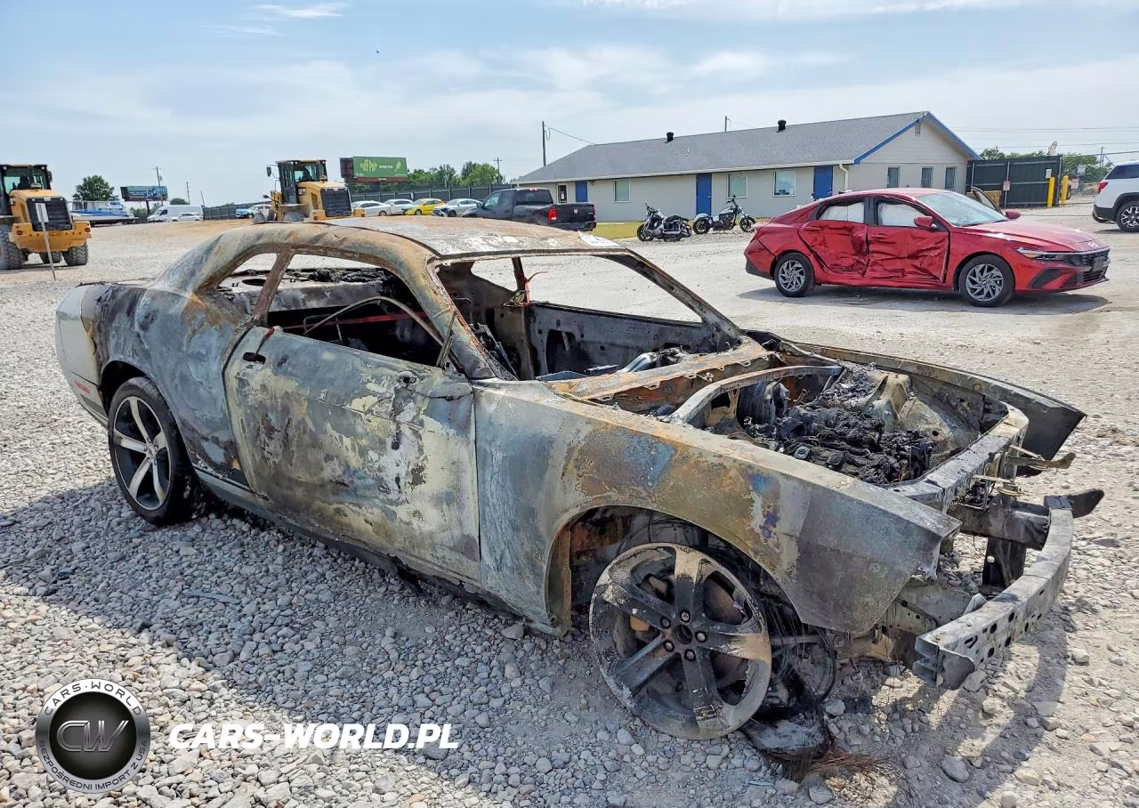 2019 Dodge Challenger Sxt VIN:2C3CDZAG6KH677459 - 4