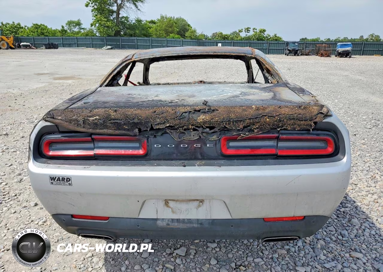 2019 Dodge Challenger Sxt VIN:2C3CDZAG6KH677459 - 6