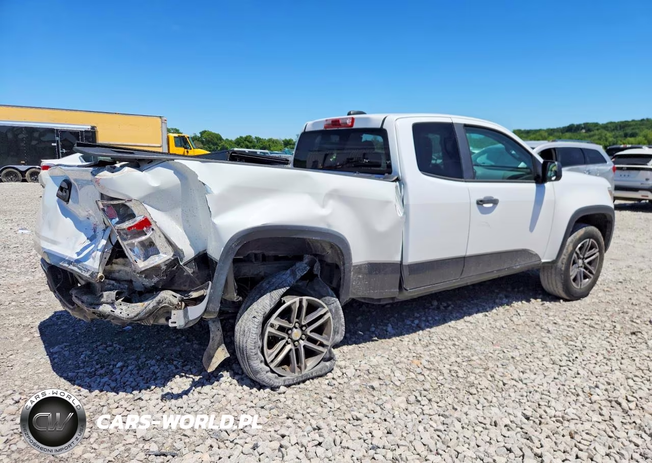 2015 Chevrolet Colorado VIN:1GCHSAEA2F1184235 - 3