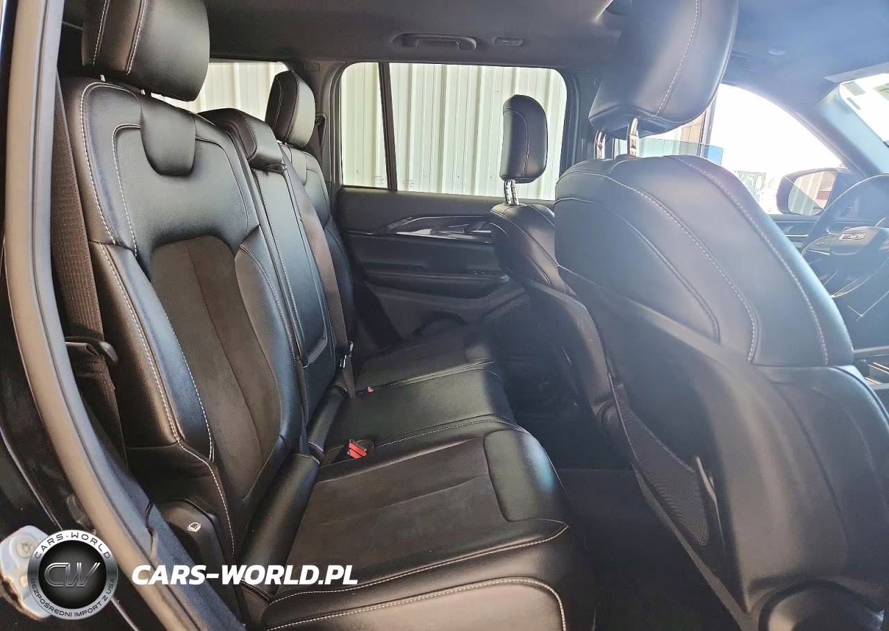 2023 Jeep Grand Cherokee Laredo VIN:1C4RJHAG9PC517773 - 11