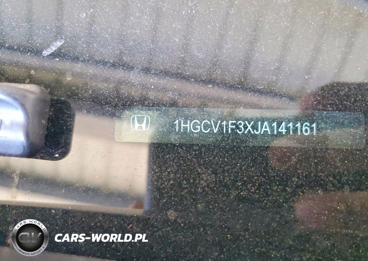 2018 Honda Accord Sport VIN:1HGCV1F3XJA141161 - 12