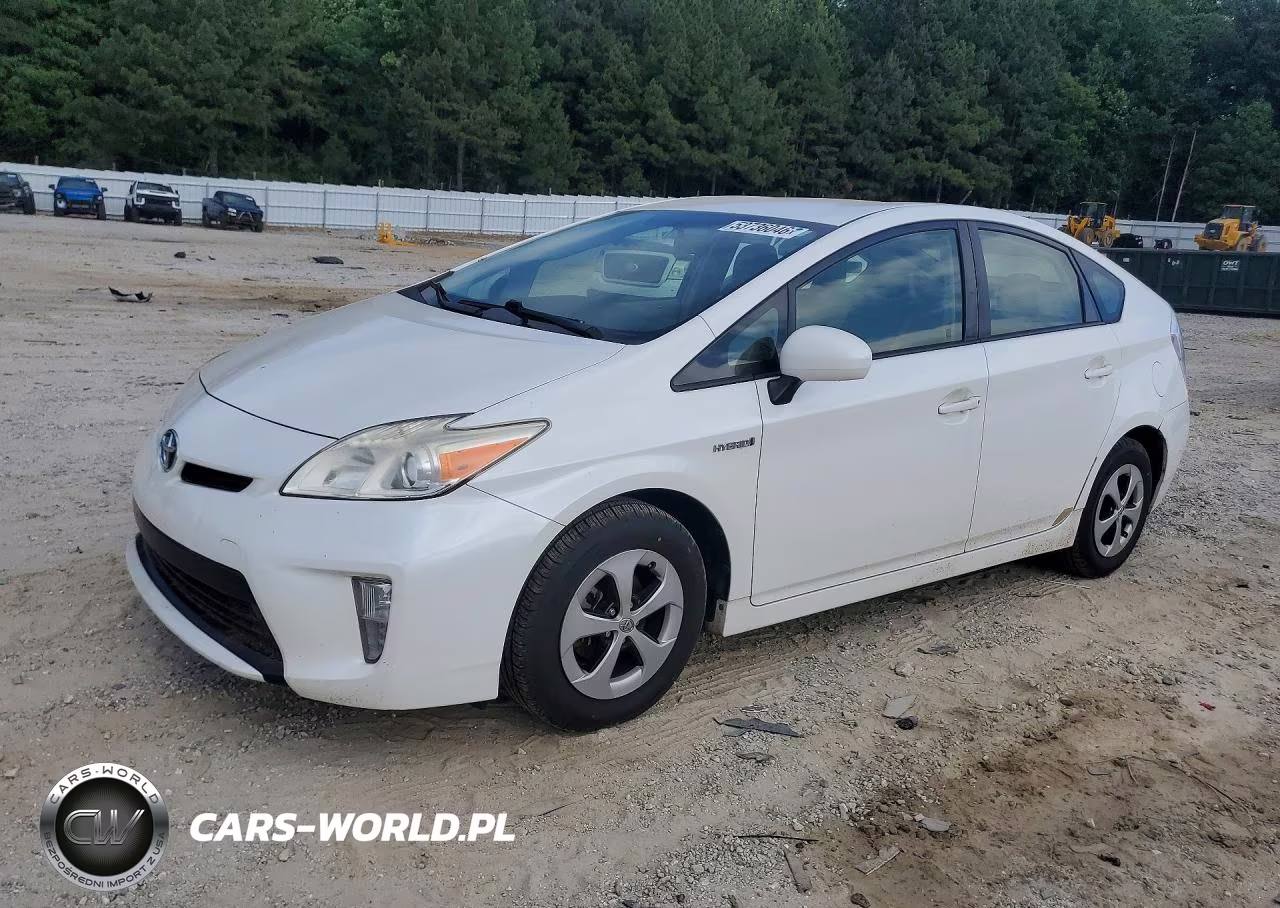2013 Toyota Prius Two – zdjęcie 1 z 12