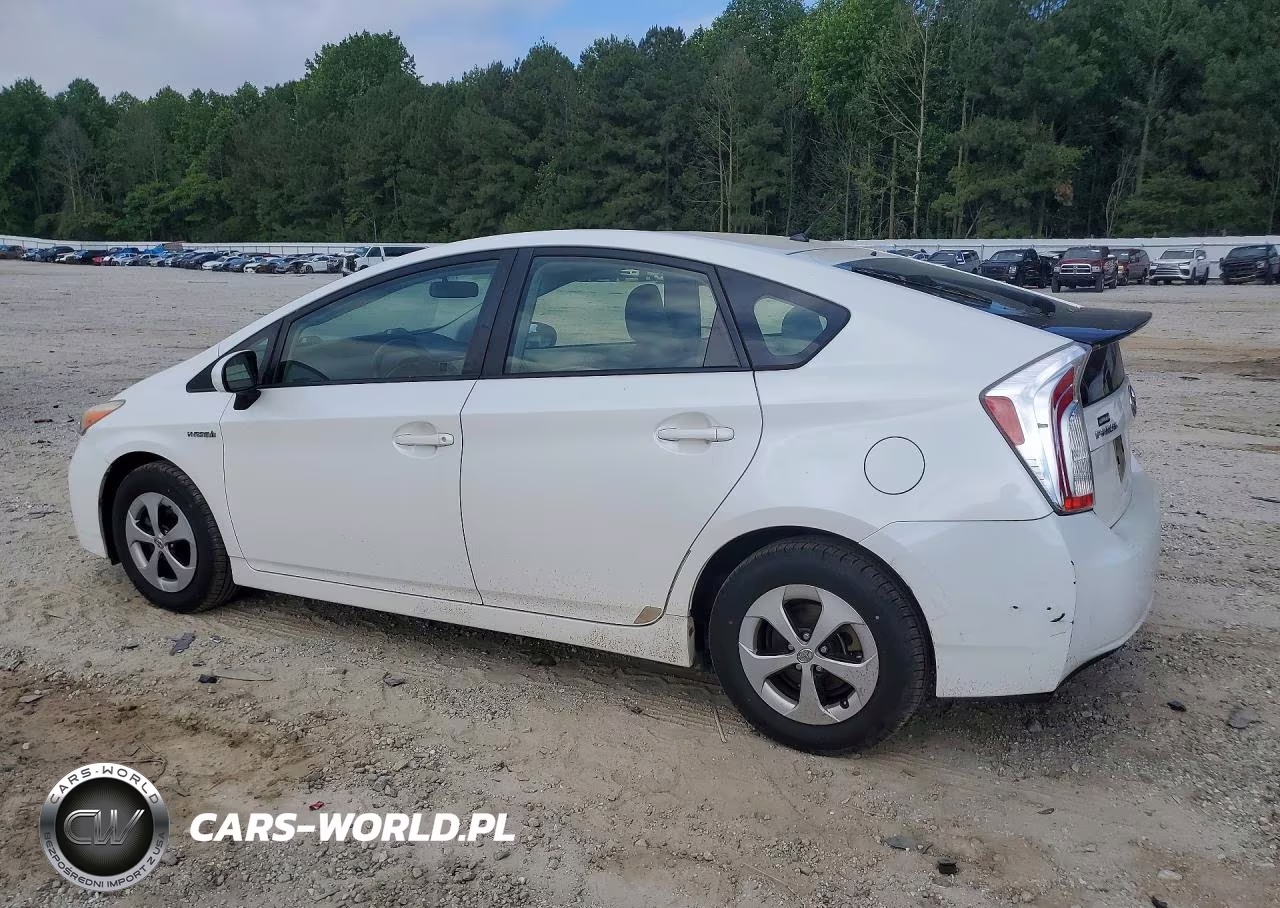 2013 Toyota Prius Two VIN:JTDKN3DU6D5627481 - 2
