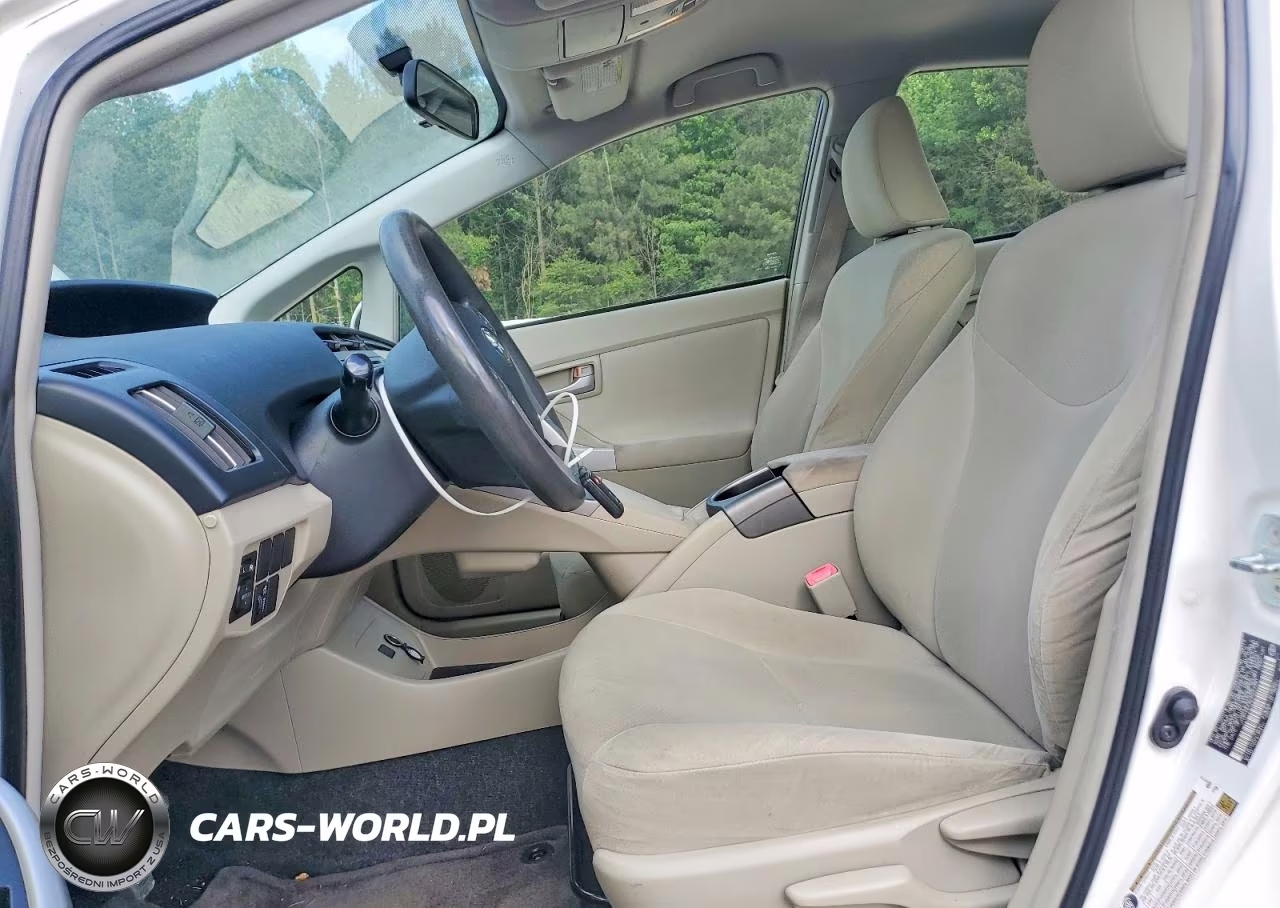 2013 Toyota Prius Two VIN:JTDKN3DU6D5627481 - 7