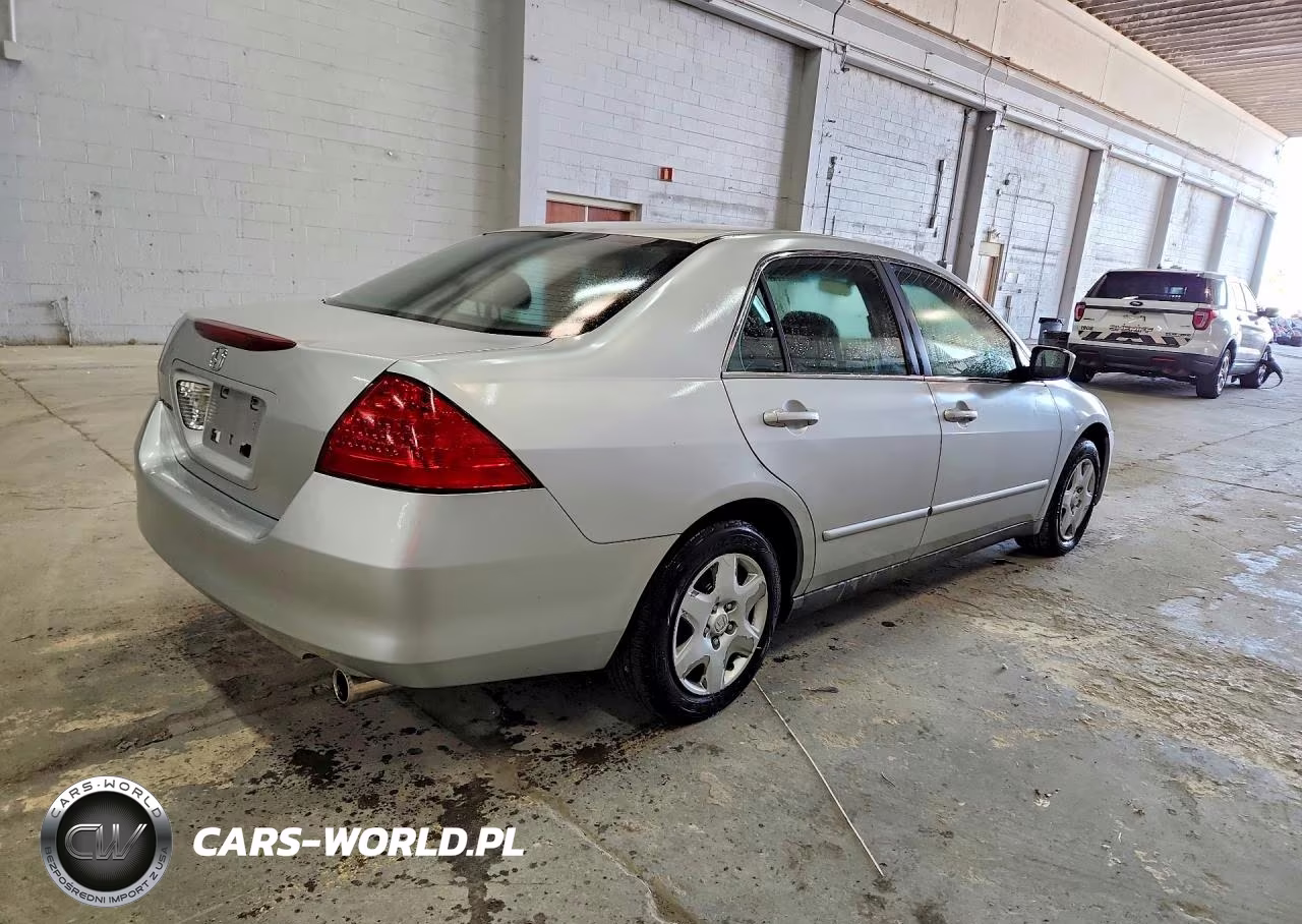 2007 Honda Accord Lx VIN:1HGCM564X7A101660 - 3