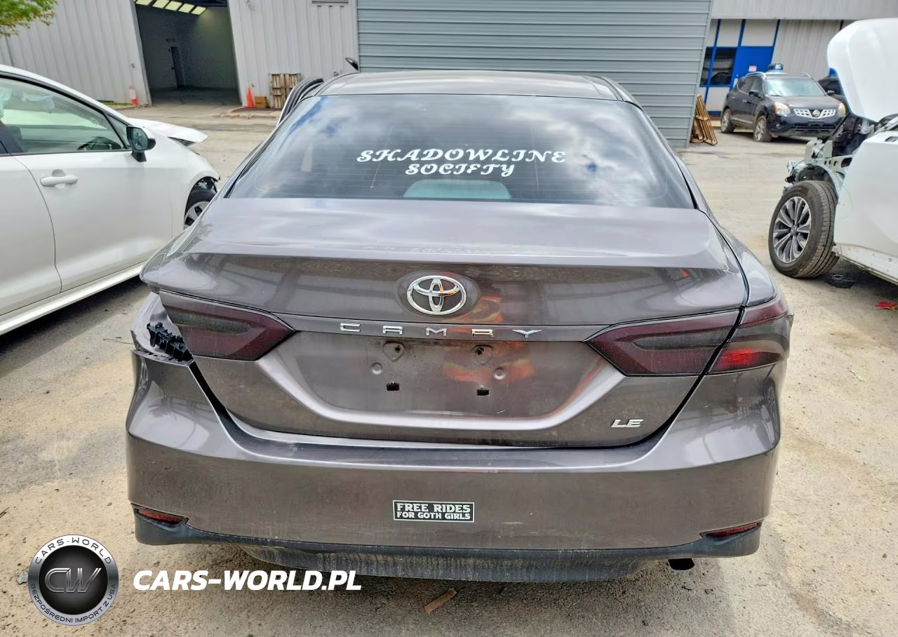 2018 Toyota Camry Le VIN:4T1B11HK6JU616471 - 6