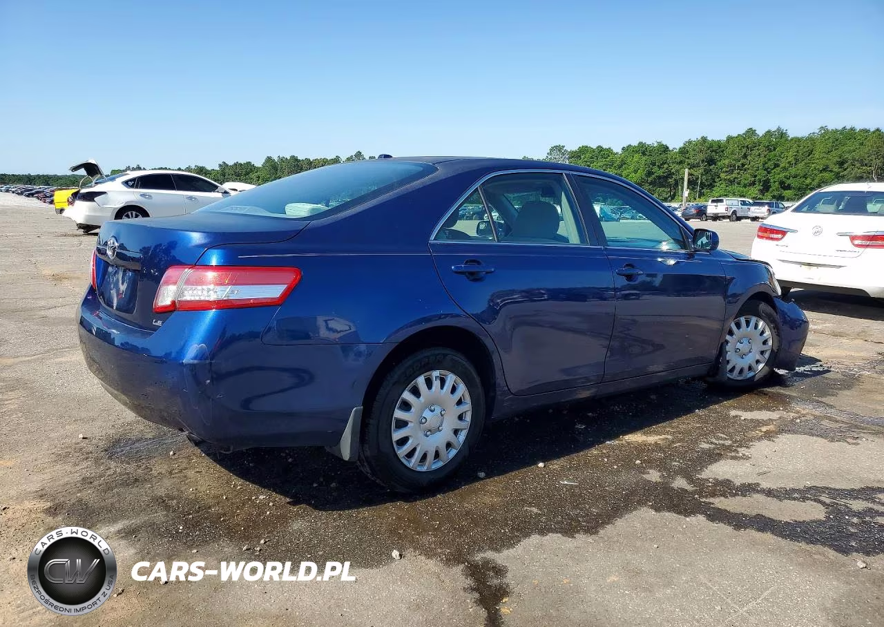 2010 Toyota Camry Le VIN:4T1BF3EK4AU528133 - 3