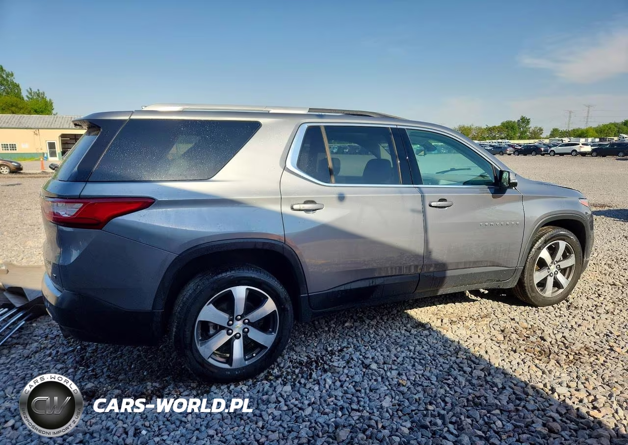 2018 Chevrolet Traverse Lt VIN:1GNEVHKWXJJ153706 - 3