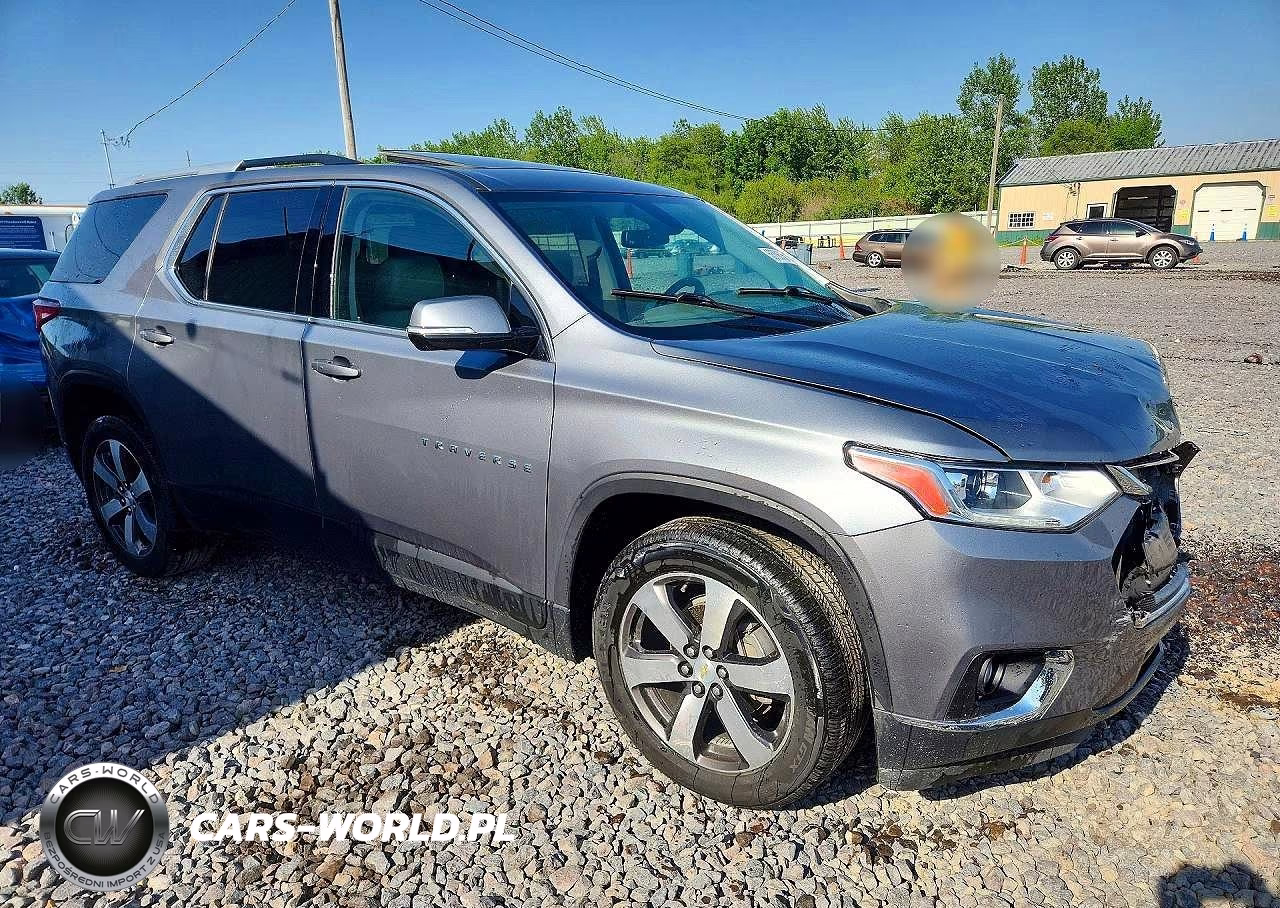 2018 Chevrolet Traverse Lt VIN:1GNEVHKWXJJ153706 - 4