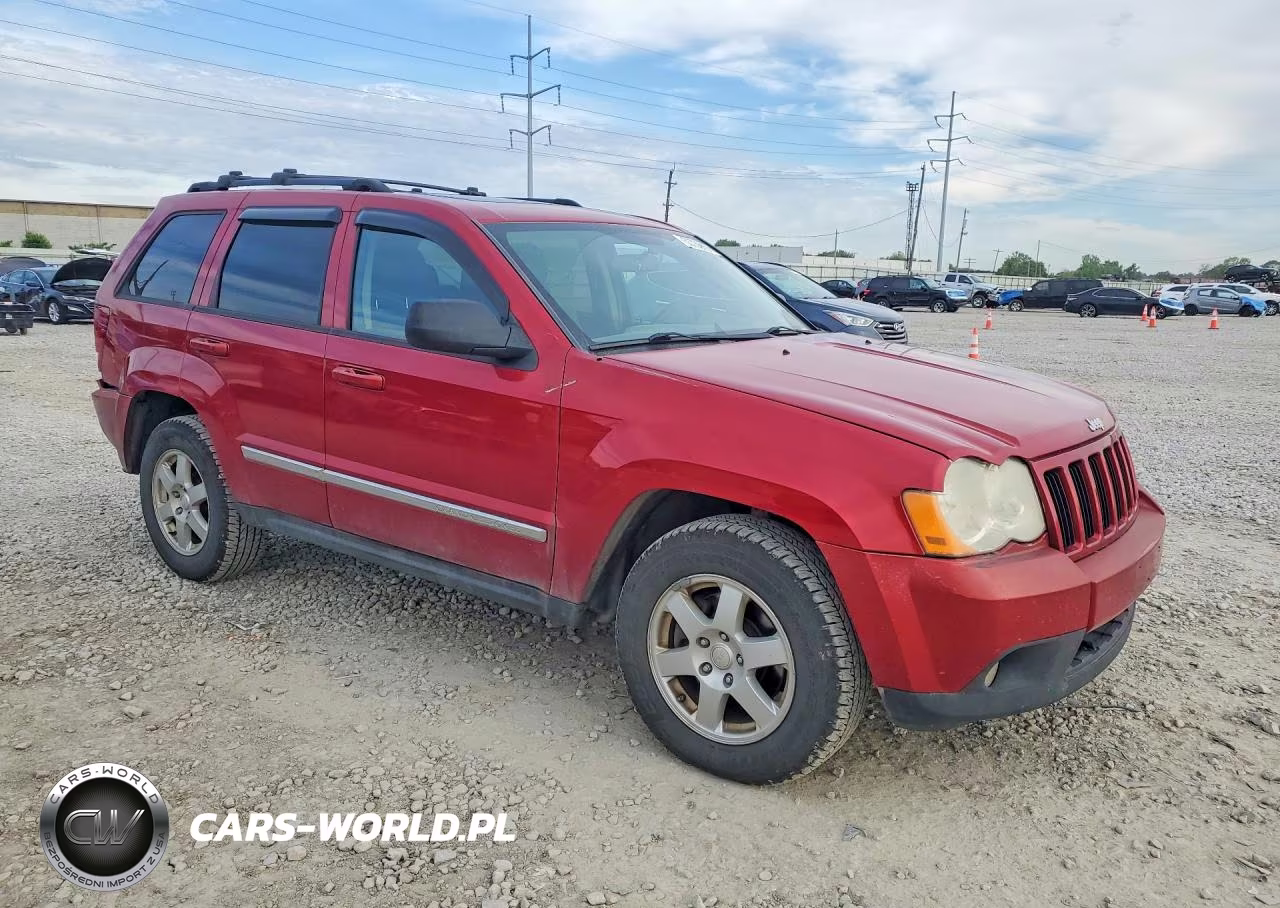 2010 Jeep Grand Cherokee Laredo VIN:1J4PR4GKXAC135659 - 4
