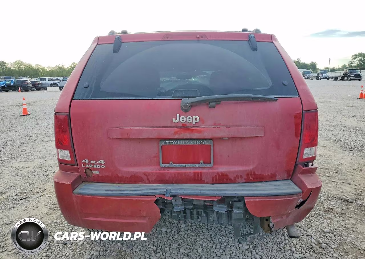 2010 Jeep Grand Cherokee Laredo VIN:1J4PR4GKXAC135659 - 6