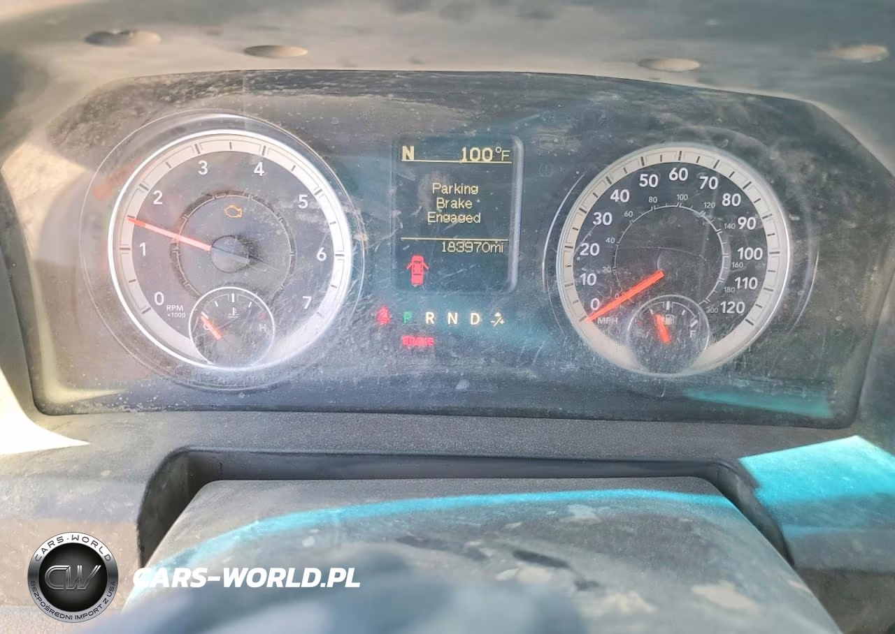2019 Ram 1500 Classic Tradesman VIN:3C6JR6DG7KG502336 - 9