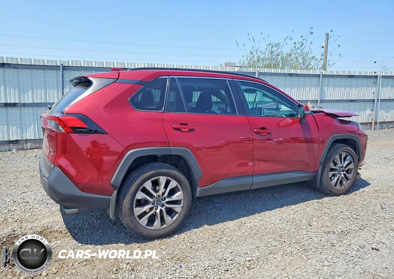 2021 Toyota Rav4 Xle Premium VIN:2T3A1RFV4MC143867 - 3
