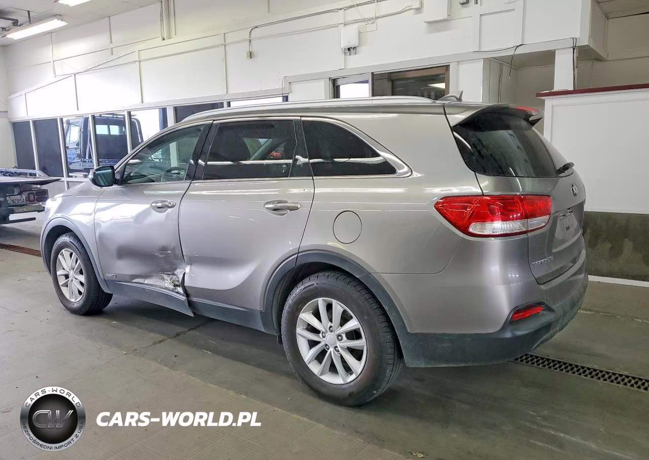 2018 Kia Sorento Lx VIN:5XYPGDA37JG427374 - 2
