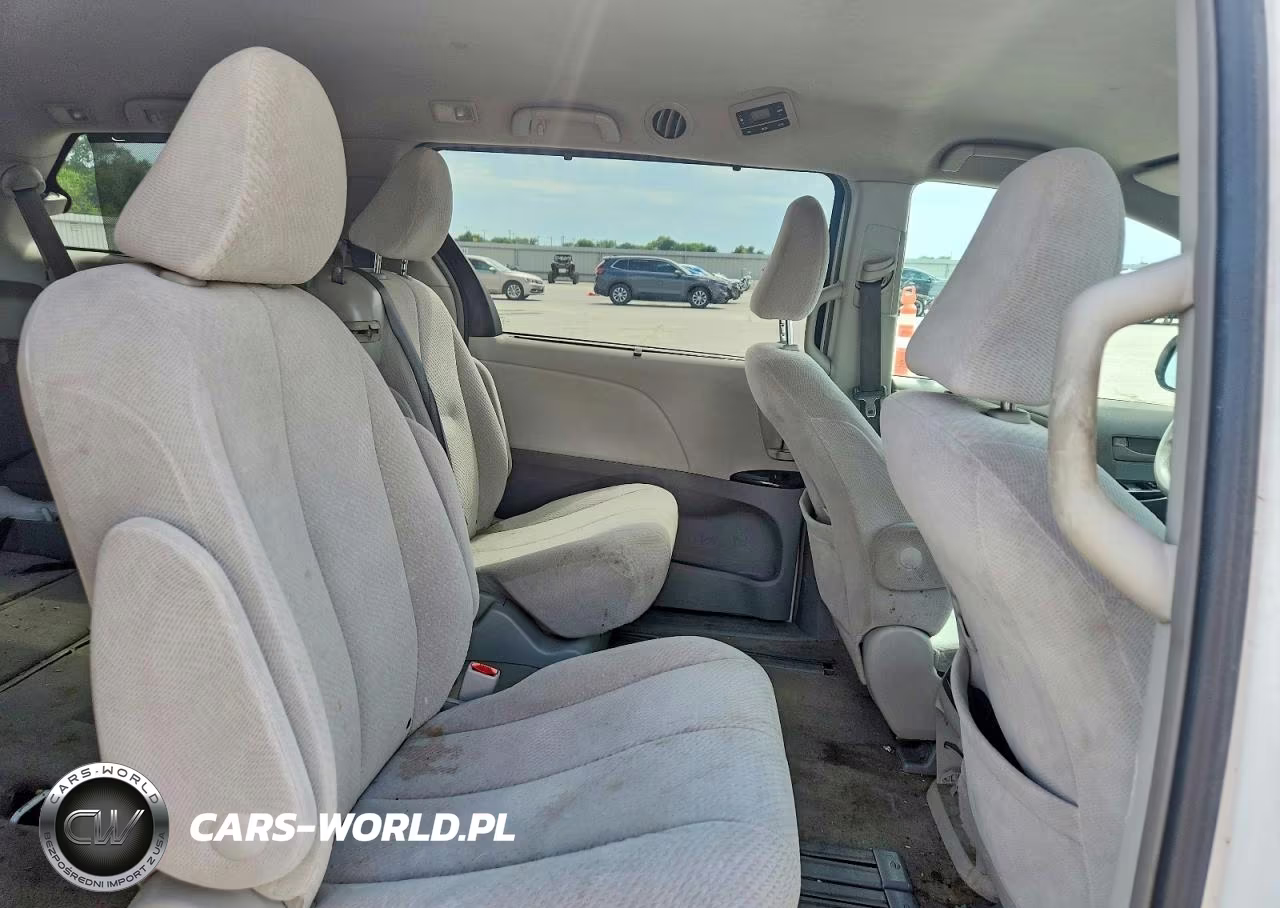 2013 Toyota Sienna Le VIN:5TDKK3DC5DS348226 - 11