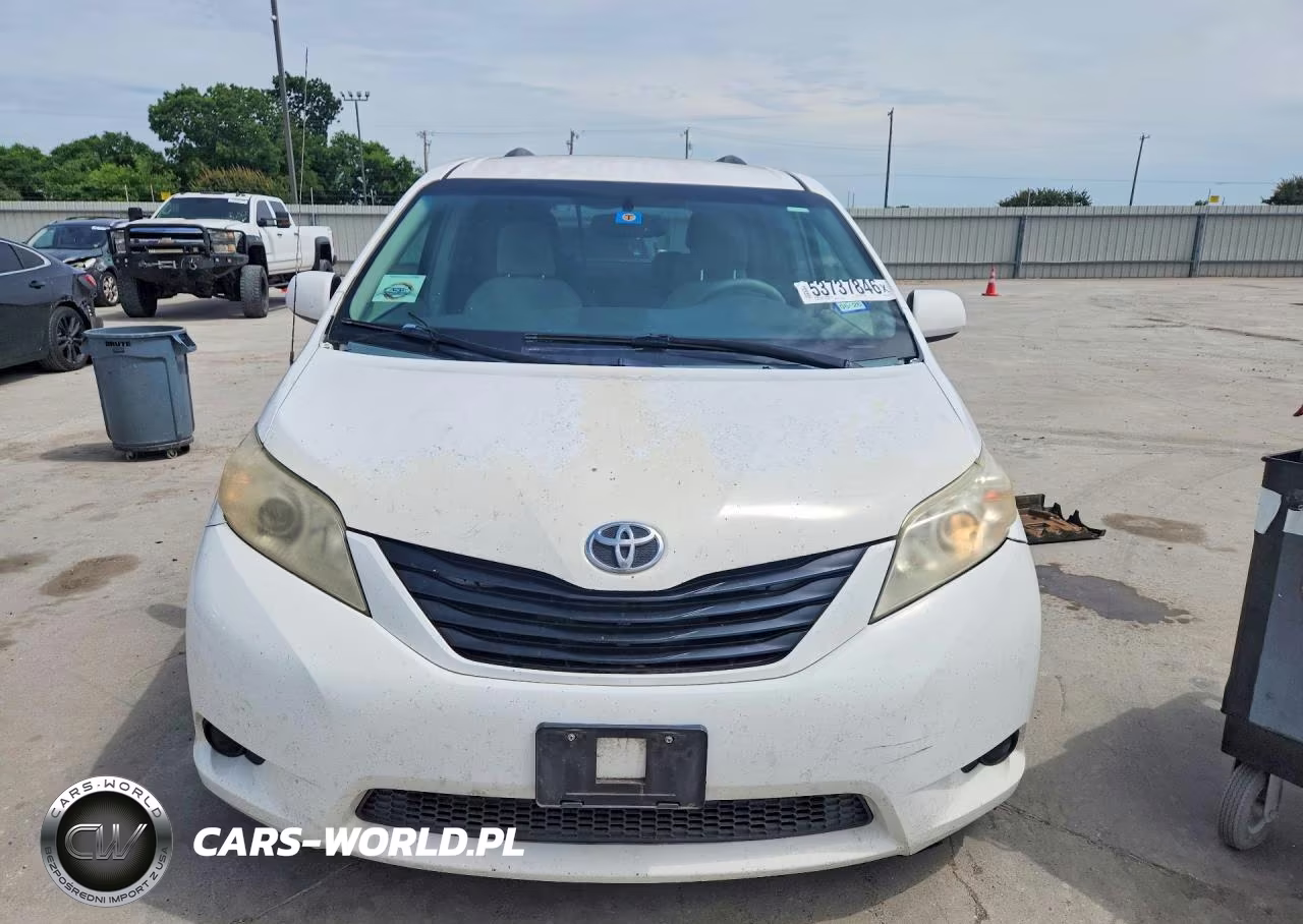 2013 Toyota Sienna Le VIN:5TDKK3DC5DS348226 - 5