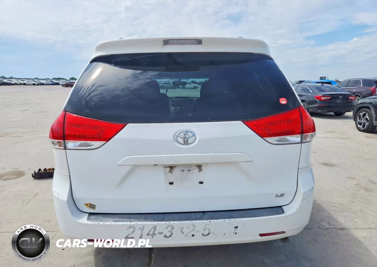 2013 Toyota Sienna Le VIN:5TDKK3DC5DS348226 - 6
