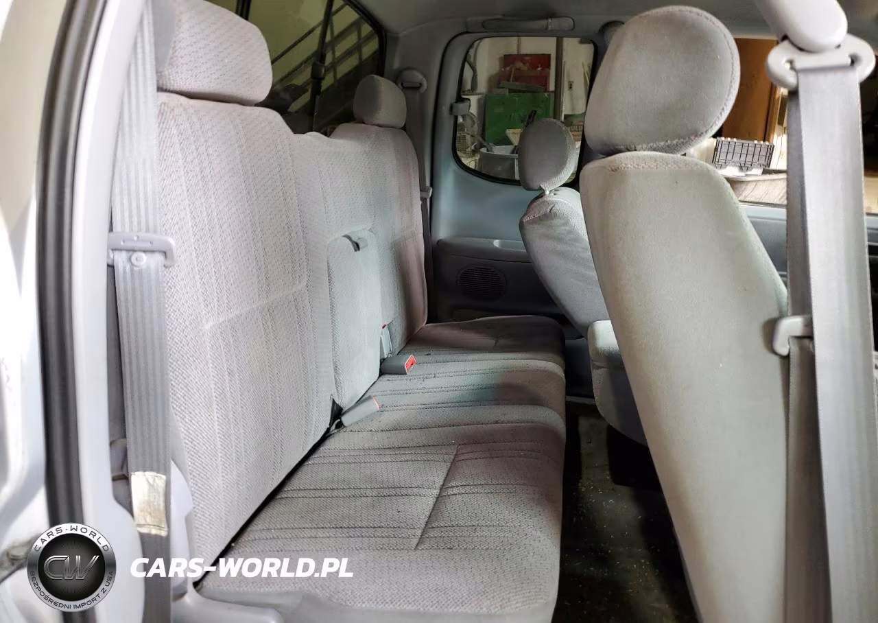 2000 Toyota Tundra Access Cab VIN:5TBRT3417YS032450 - 10