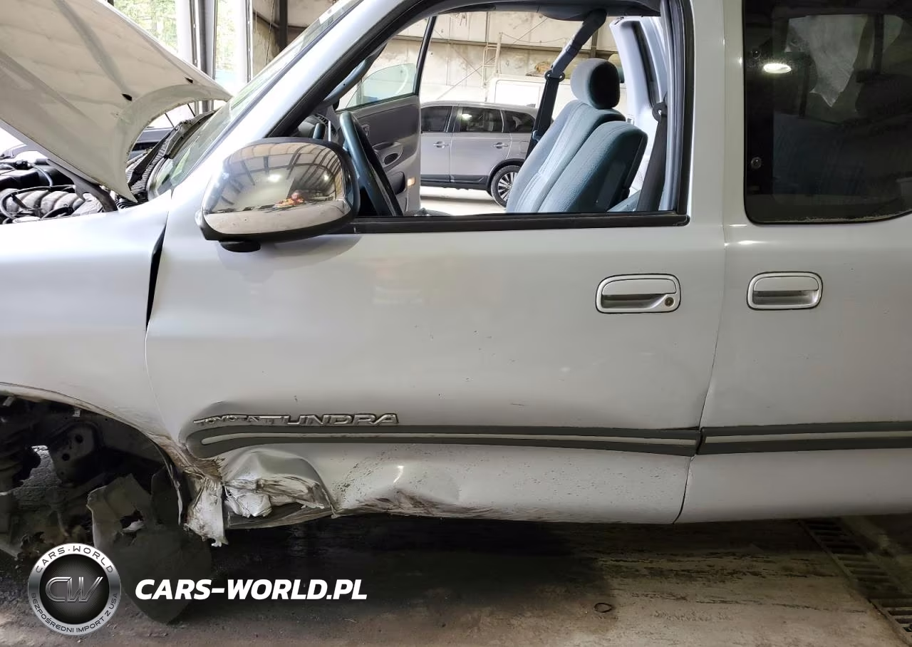 2000 Toyota Tundra Access Cab VIN:5TBRT3417YS032450 - 7