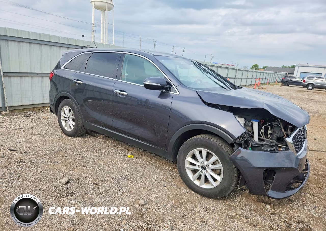 2019 Kia Sorento Lx VIN:5XYPG4A39KG557979 - 4