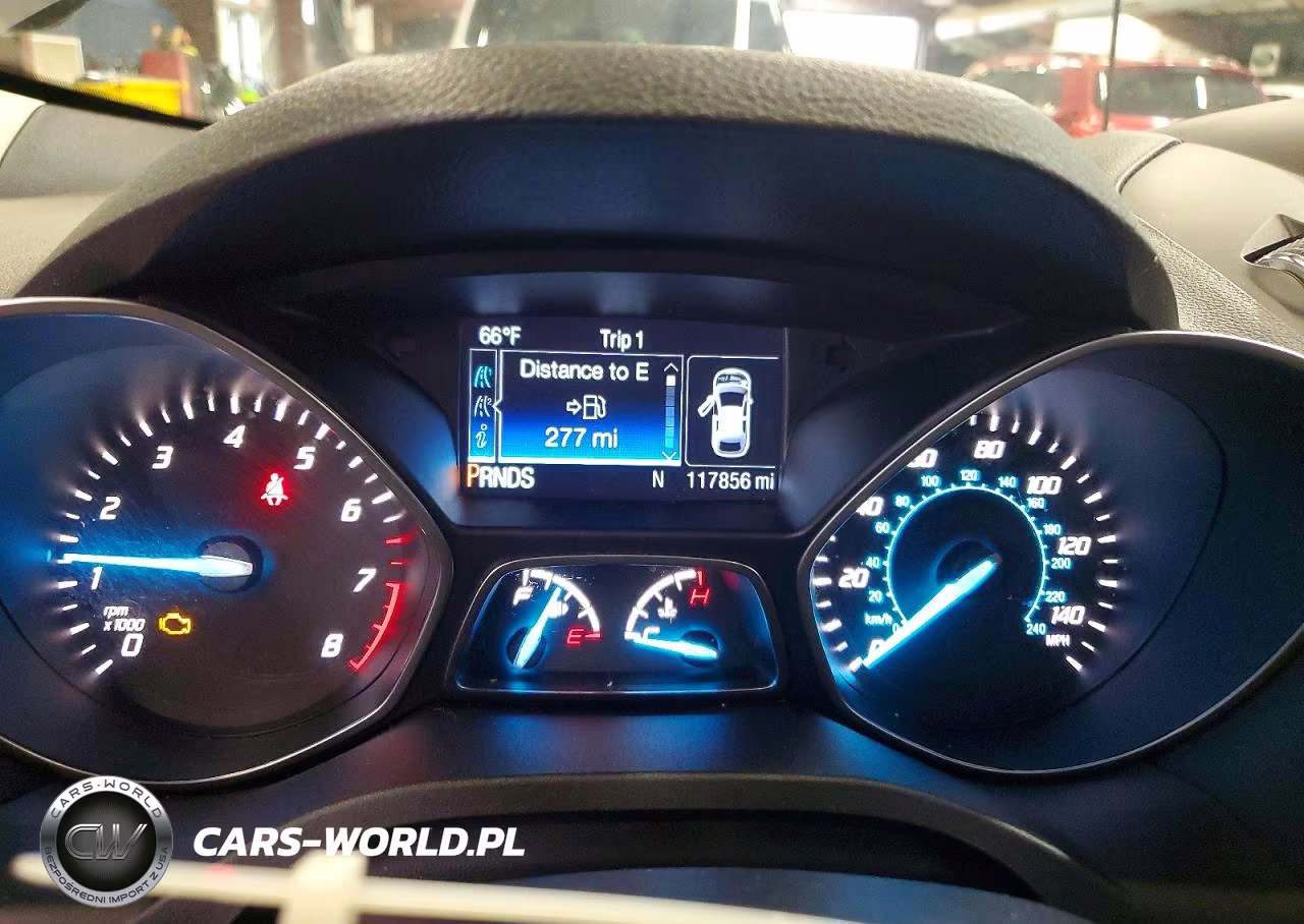 2015 Ford Escape VIN:1FMCU9J99FUA85856 - 9