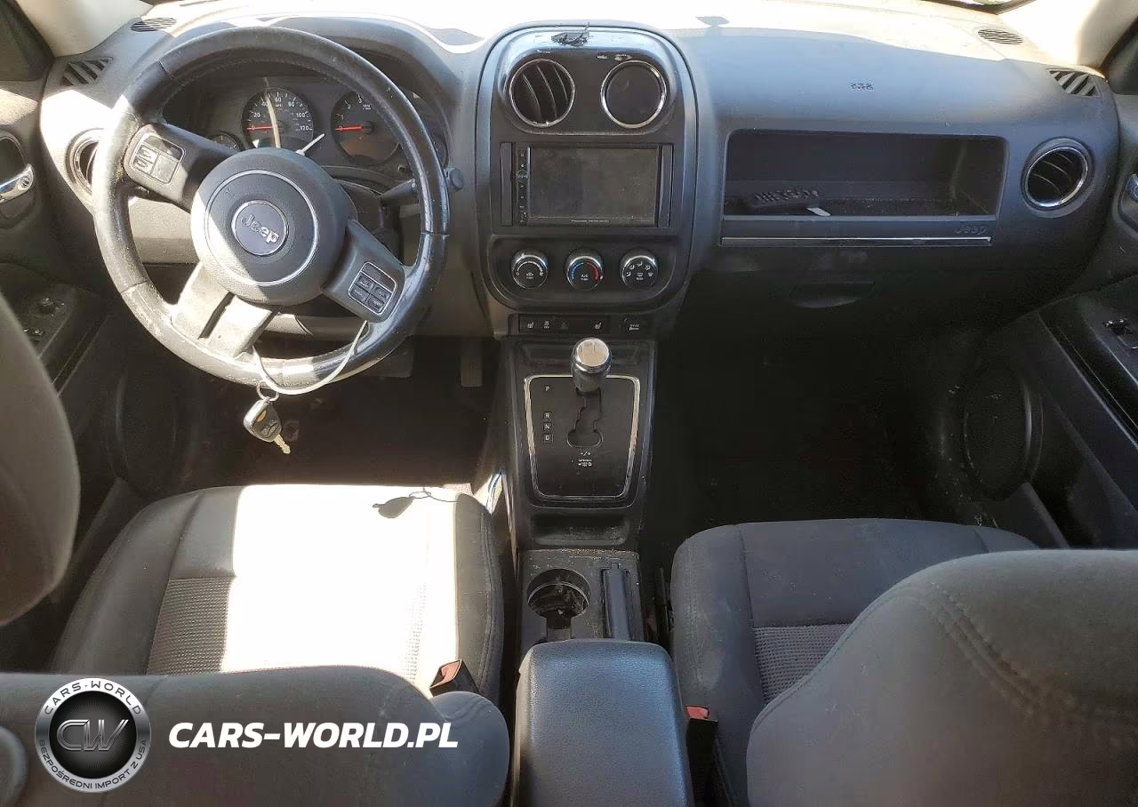 2013 Jeep Patriot Latitude VIN:1C4NJPFA4DD116506 - 8