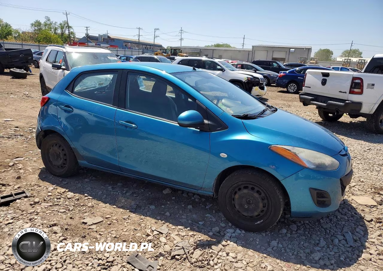 2012 Mazda Mazda2 VIN:JM1DE1KY6C0137234 - 4